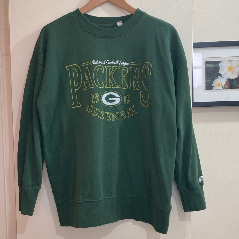 NWOT!  NFL Women’s Green Bay Packers Sweatshirt.